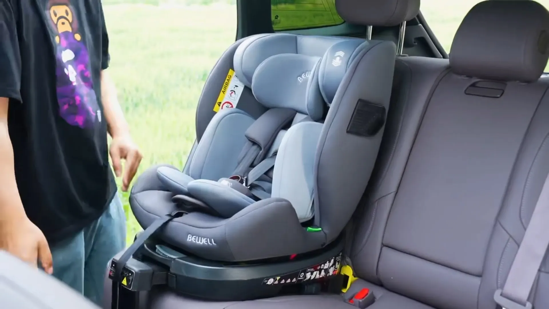 ISOFIX बनाम सीट बेल्ट इंस्टालेशन: कौन सा अधिक सुरक्षित है? (2026 गाइड)